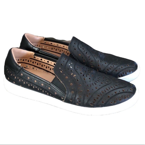 Ugg Shoes | Ugg Cas Perforated Slip-On Sneaker Black Leather Womens Size W11 Wide | Color: Black/White | Size: 11 | Travelinshopper's Closet